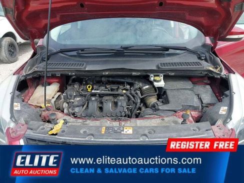 Used 2016 Ford Escape Titanium w/ Equipment Group 301A AWD/4WD image 19