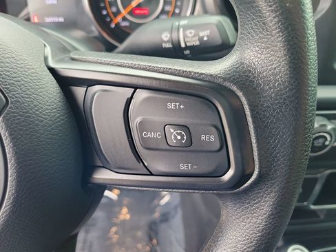 Used 2021 Jeep Wrangler Unlimited Sport AWD/4WD image 16