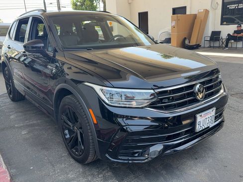 Used 2024 Volkswagen Tiguan SE R-Line AWD/4WD image 1