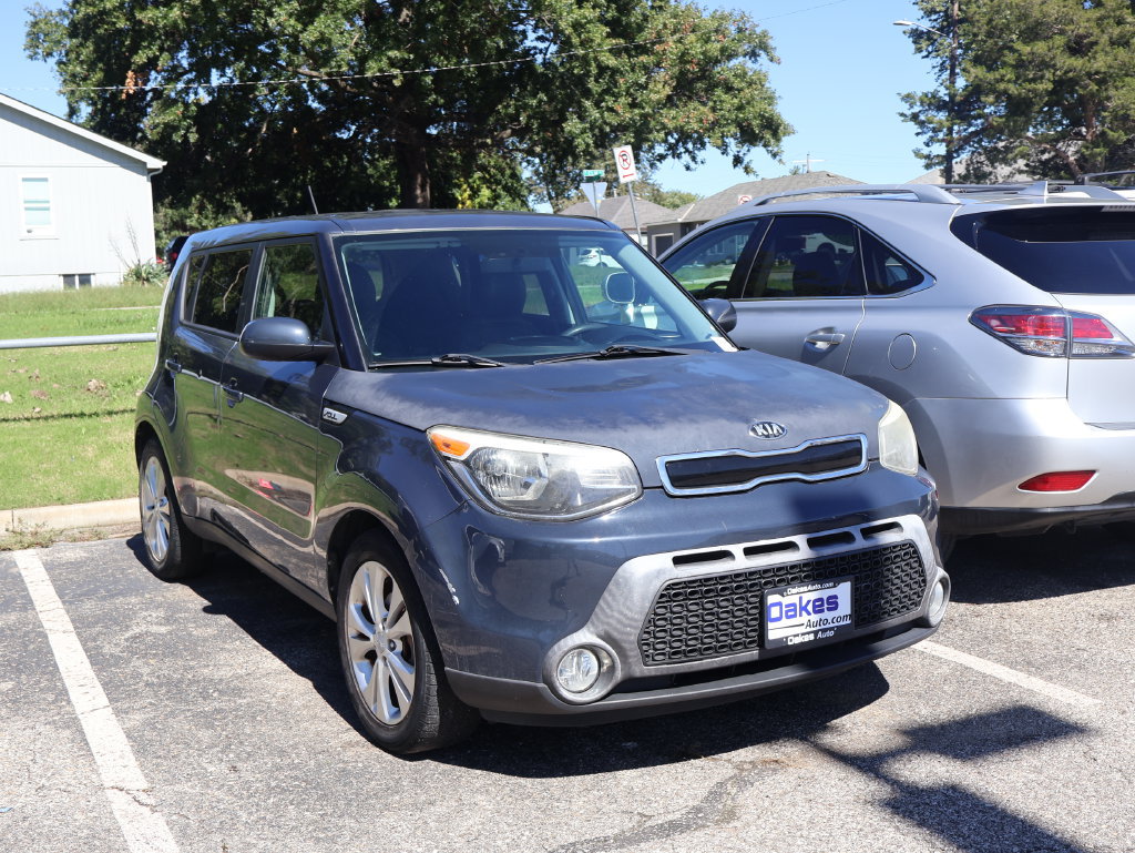 Used 2016 Kia Soul + FWD image 2