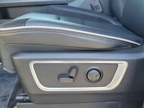 Used 2026 RAM 1500 Laramie AWD/4WD image 24