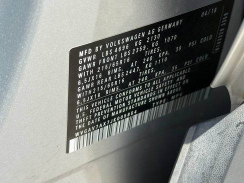 Used 2018 Volkswagen Tiguan Limited FWD image 33