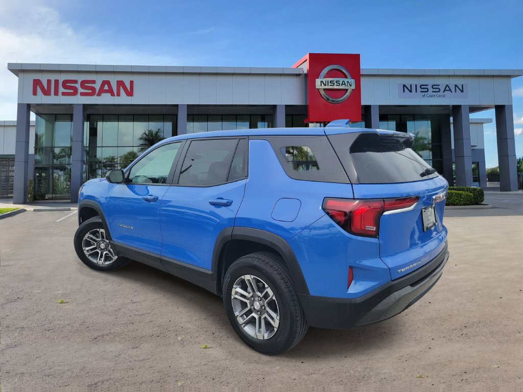 Used 2026 GMC Terrain Elevation FWD image 4