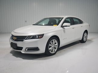 Used 2017 Chevrolet Impala LT w/ Convenience Package image 1