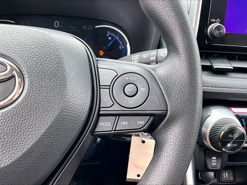 Certified 2024 Toyota RAV4 LE AWD/4WD image 24