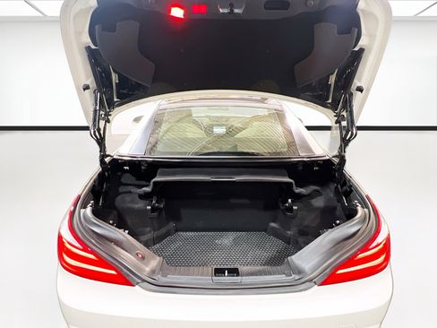Used 2014 Mercedes-Benz SL 550 image 19