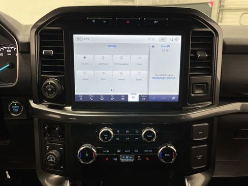 Used 2023 Ford F150 XLT w/ Equipment Group 302A High image 8