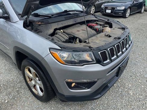 Used 2019 Jeep Compass Latitude w/ Popular Equipment Group AWD/4WD image 25