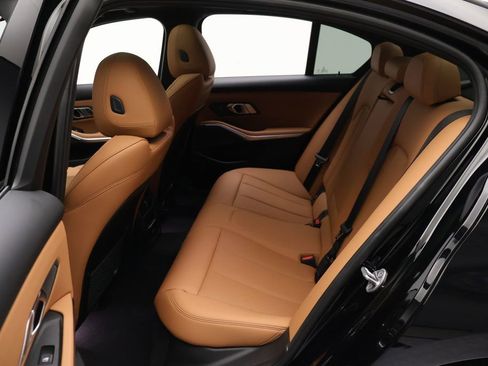 Used 2023 BMW 330i Sedan w/ Premium Package RWD image 19