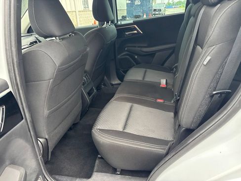 Used 2022 Mitsubishi Outlander ES AWD/4WD image 12