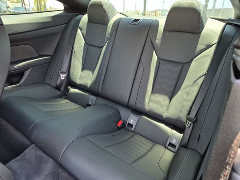 Used 2022 BMW M4 Coupe w/ Executive Package RWD image 30