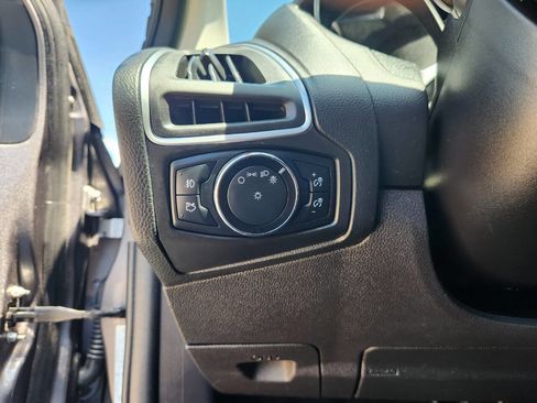 Used 2014 Ford Focus Titanium image 21