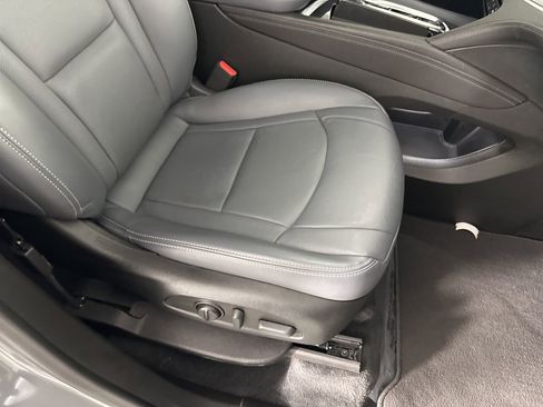 Used 2023 Buick Enclave Essence w/ Experience Buick Package image 35