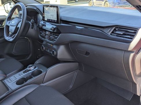 Certified 2025 Ford Escape ST-Line image 20