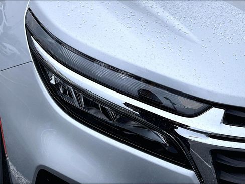 Used 2022 Chevrolet Equinox LS w/ LS Convenience Package image 30