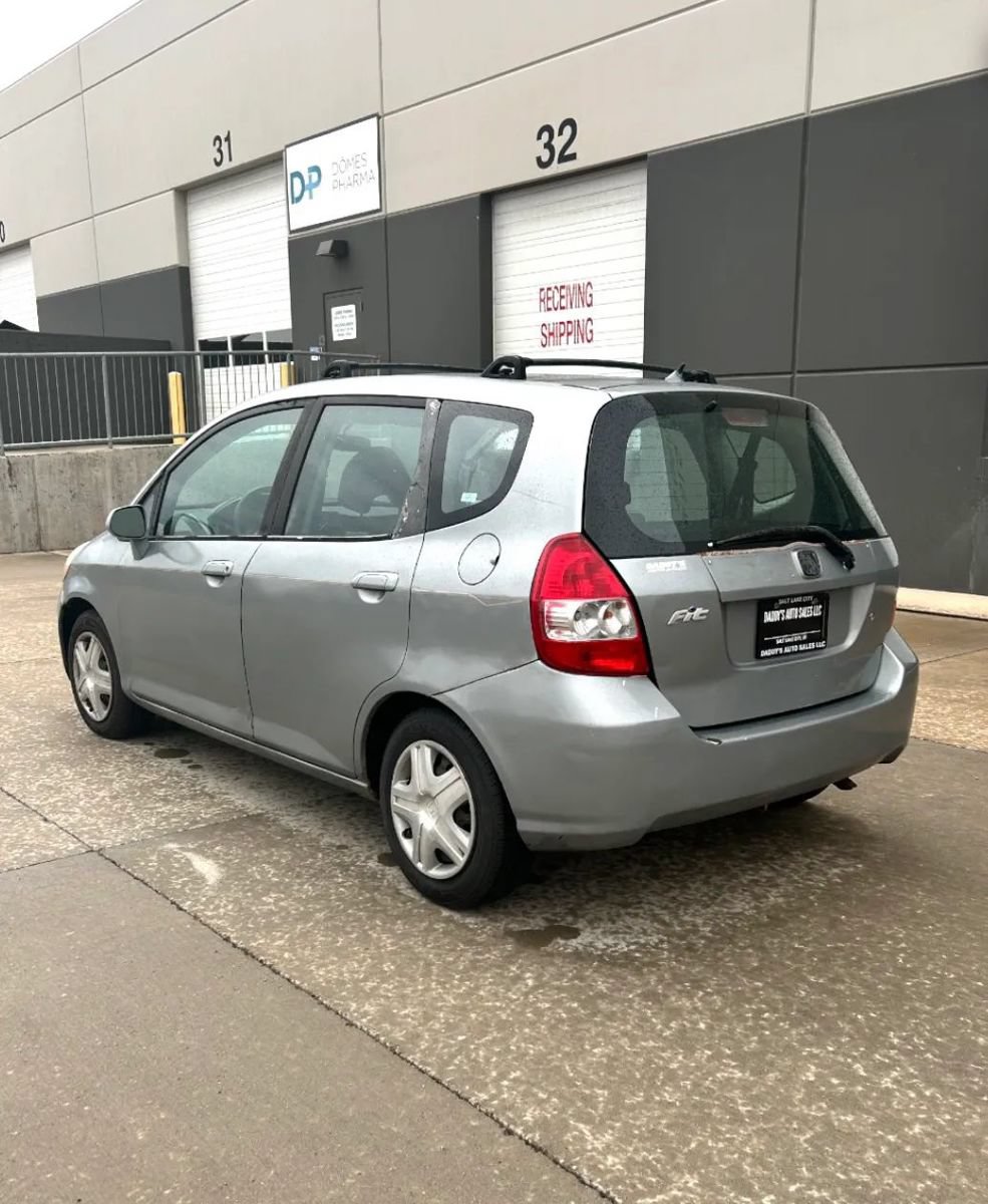 Used 2008 Honda Fit image 3