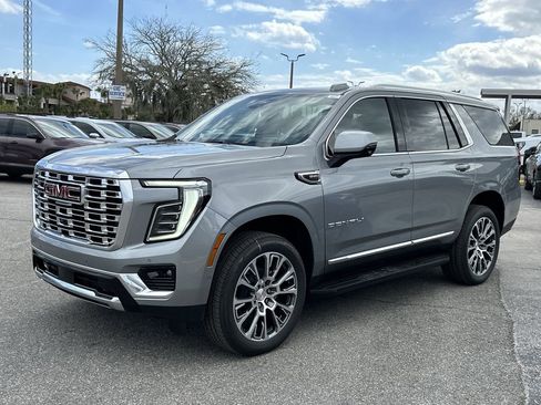 New 2026 GMC Yukon Denali w/ LPO, Floor Liner Package image 7