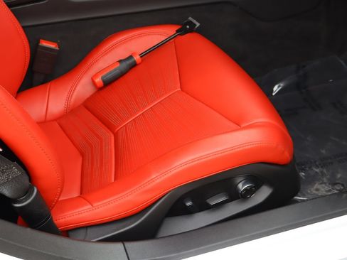 Used 2023 Chevrolet Corvette Stingray Premium Conv w/ Z51 Performance Package RWD image 15