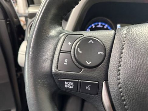 Used 2018 Toyota RAV4 Adventure image 16