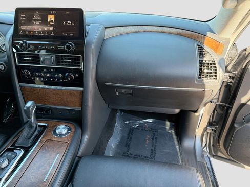 Used 2023 Nissan Armada SL w/ Captain's Chairs Package image 17