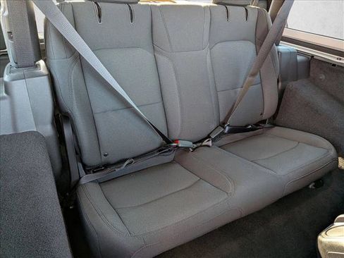 Used 2023 Jeep Wrangler Sport S image 18