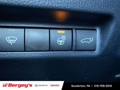 Used 2021 Toyota RAV4 XLE image 39