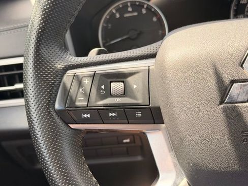 Used 2024 Mitsubishi Outlander SE AWD/4WD image 26