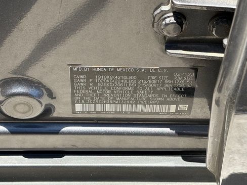 Used 2023 Honda HR-V LX image 12