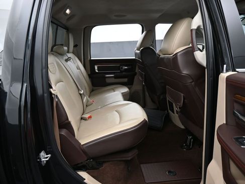 Used 2018 RAM 1500 Laramie Longhorn w/ Longhorn Southfork Package RWD image 32