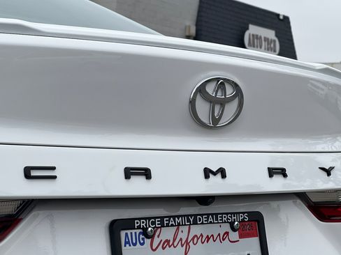 Certified 2025 Toyota Camry SE image 14