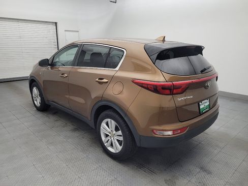 Used 2018 Kia Sportage LX AWD/4WD image 5