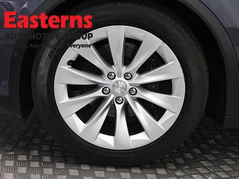 Used 2018 Tesla Model X 75D AWD/4WD image 26