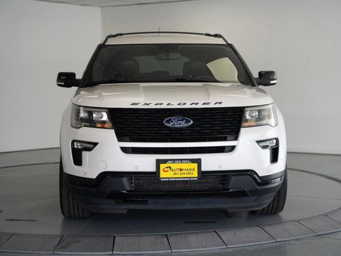 Used 2018 Ford Explorer Sport AWD/4WD image 2