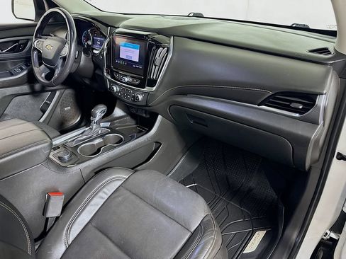 Used 2021 Chevrolet Traverse Premier w/ Redline Edition FWD image 29
