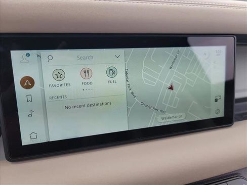 Used 2023 Land Rover Defender 90 S image 22