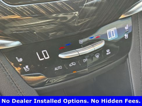 Used 2023 Cadillac XT6 Premium Luxury FWD image 19