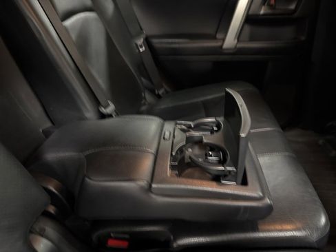 Used 2013 Toyota 4Runner Limited image 14