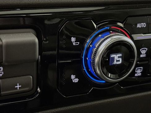 New 2026 GMC Sierra 1500 Elevation w/ Elevation Premium Package image 20