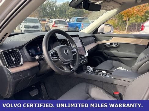 Certified 2025 Volvo XC90 B6 Plus image 17