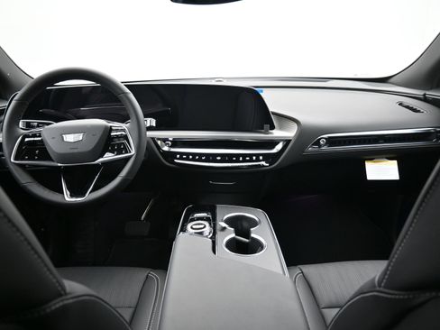 New 2025 Cadillac Lyriq Sport RWD image 9