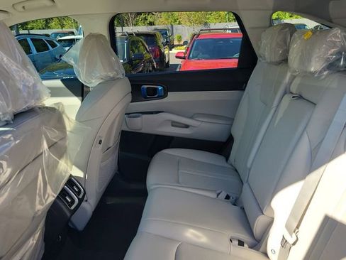 New 2026 Kia Sorento S image 11