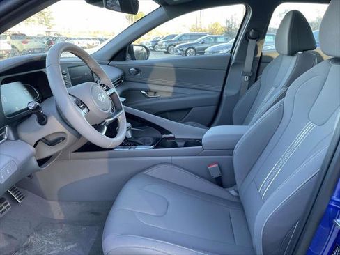 New 2026 Hyundai Elantra SEL Sport Premium FWD image 8