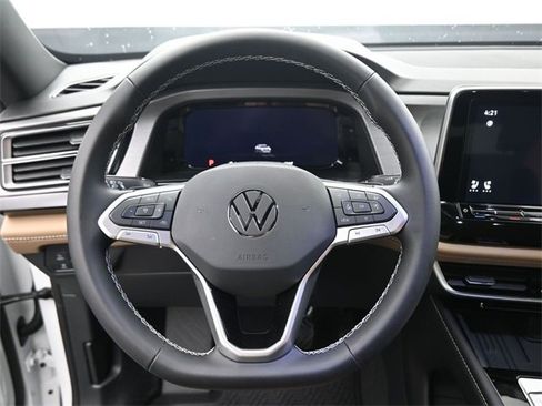 New 2026 Volkswagen Atlas Cross Sport SE image 6