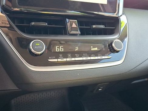 Certified 2025 Toyota Corolla LE FWD image 15