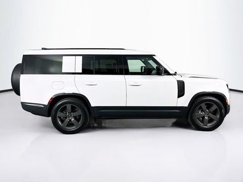 Used 2025 Land Rover Defender 130 S AWD/4WD image 4