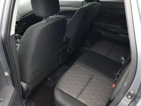 Used 2025 Mitsubishi Outlander Sport LE AWD/4WD image 15