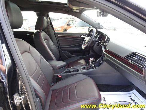 Used 2022 Volkswagen Jetta GLI Autobahn FWD image 14