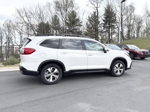 Certified 2025 Subaru Ascent Premium AWD/4WD image 8