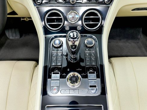 Used 2020 Bentley Continental GT AWD/4WD image 36