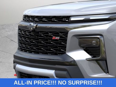 New 2027 Chevrolet Traverse Z71 w/ Driver Confidence Package AWD/4WD image 23
